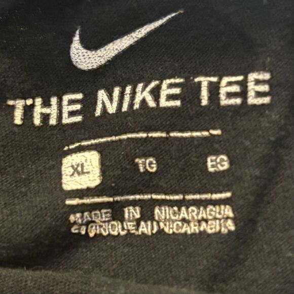 Nike NOLA T Shirt Swoosh size XL Black New Orleans Louisiana Athletic Athleisure - Picture 3 of 4